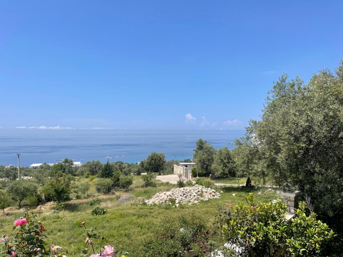 Season Inn Dhermi Exterior photo